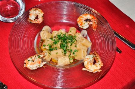 Mezze maniche e gamberi